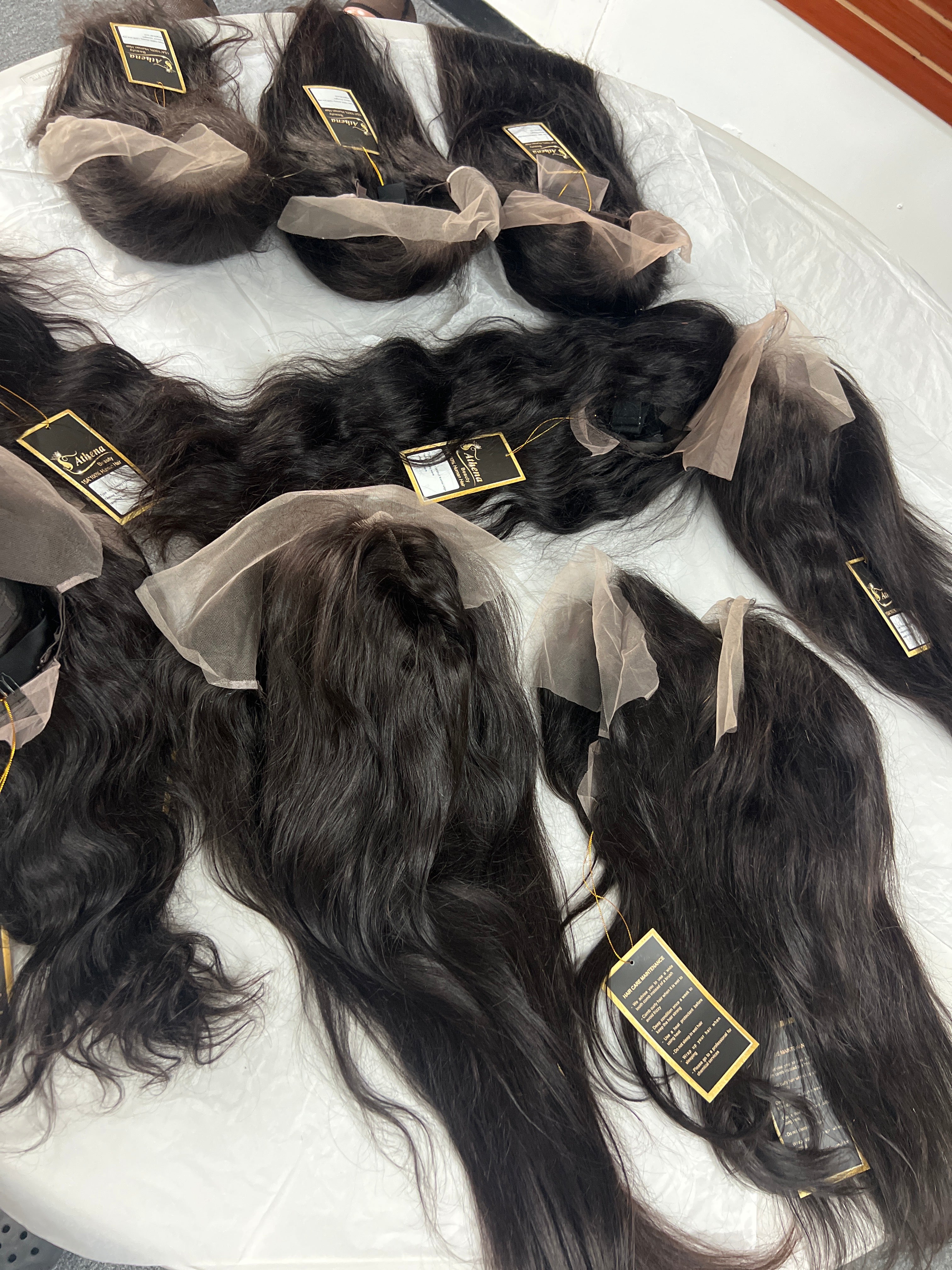 100% human hair wigs 13x6￼ straight & body wave