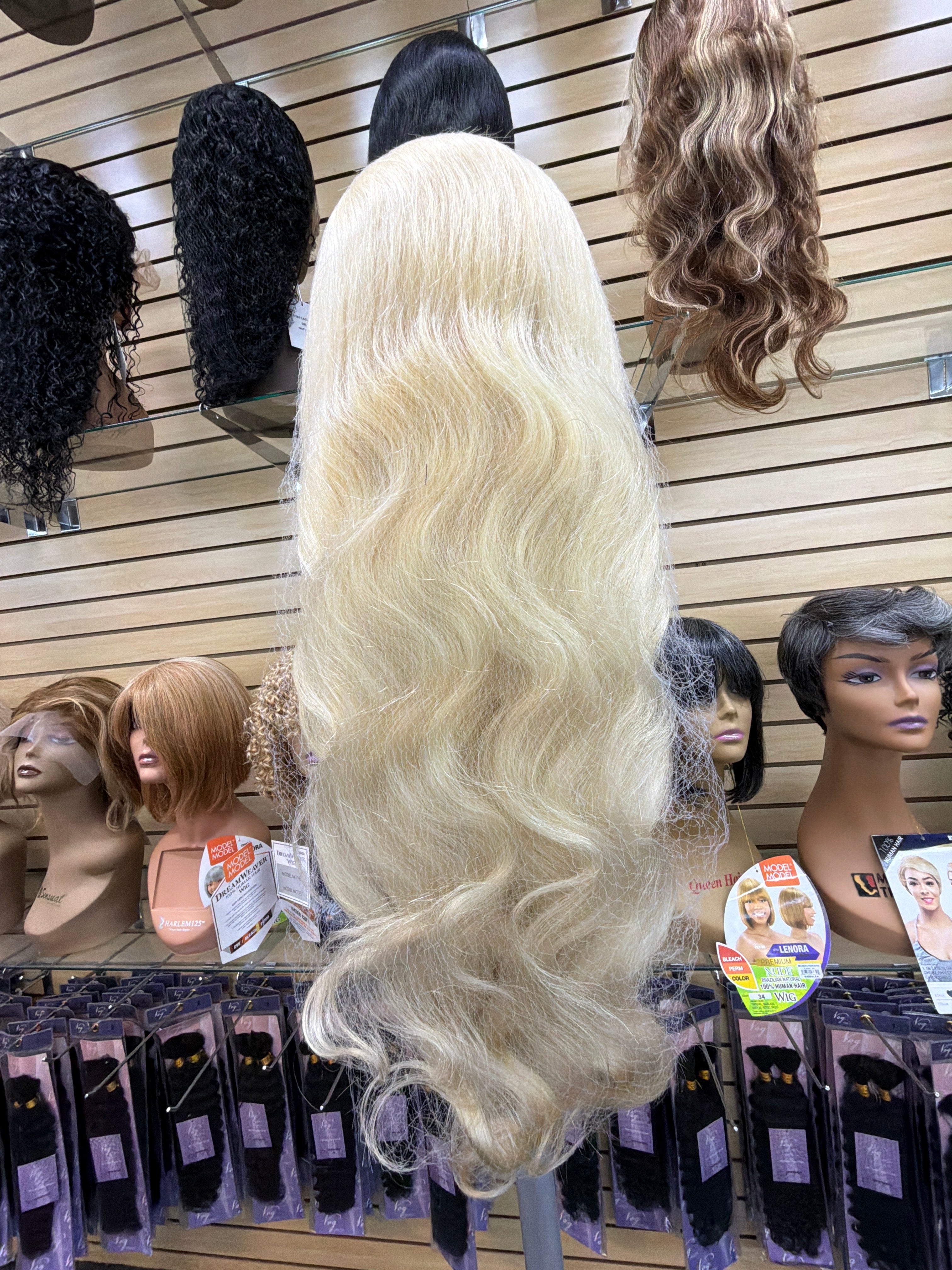 30” 613 Blonde Body Wave 13x6 Lace Front Wig – 100% Human Hair